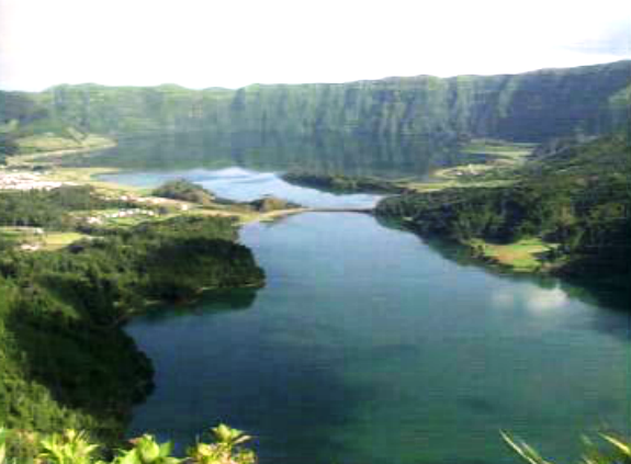 Morte das lagoas dos Açores