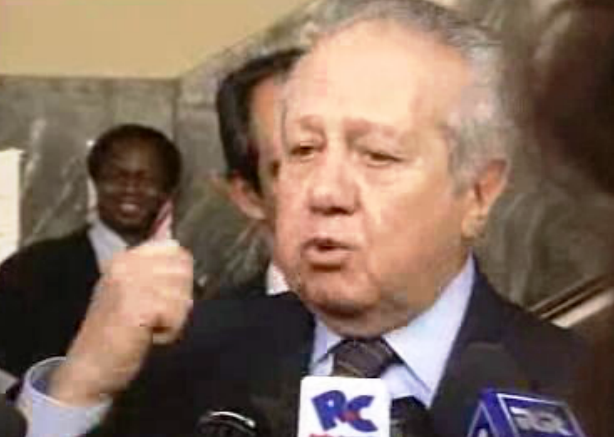 Críticas de Mário Soares