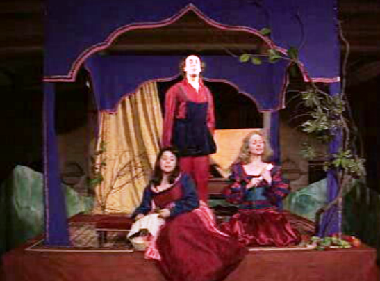 Ensaio “Camões – Tanta guerra, tanto engano”