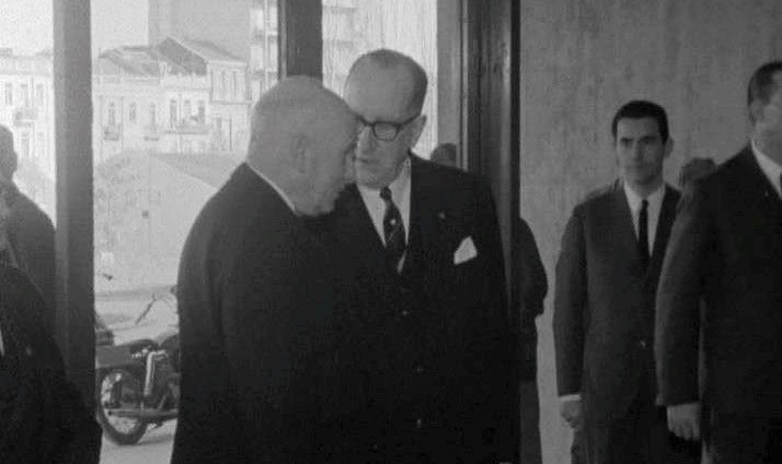 Visita de Américo Tomás à Fundação Gulbenkian