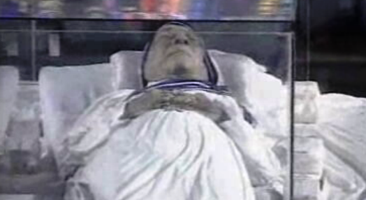 Cerimónias fúnebres de Madre Teresa de Calcutá 09
