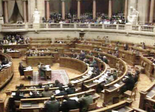 Debate sobre a revisão do tratado para a União Europeia