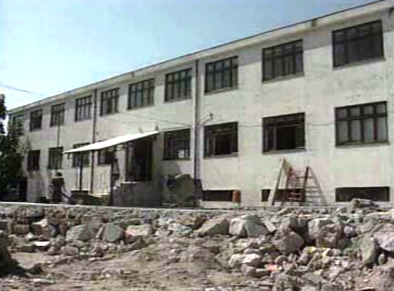 Adiamento da construção de escola