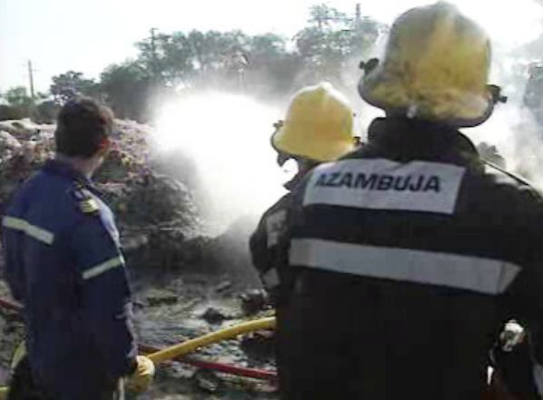 Incêndio em lixeira