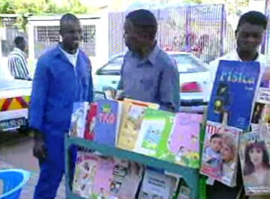 Livrarias ao ar livre em Maputo