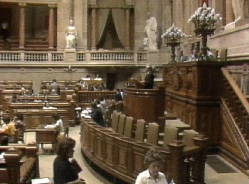 Projeto-lei do CDS para as indemnizações