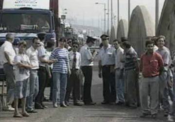 Ponte bloqueada na Figueira da Foz