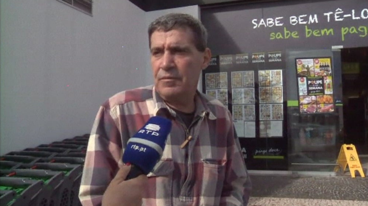 Avião cargueiro no Porto Santo