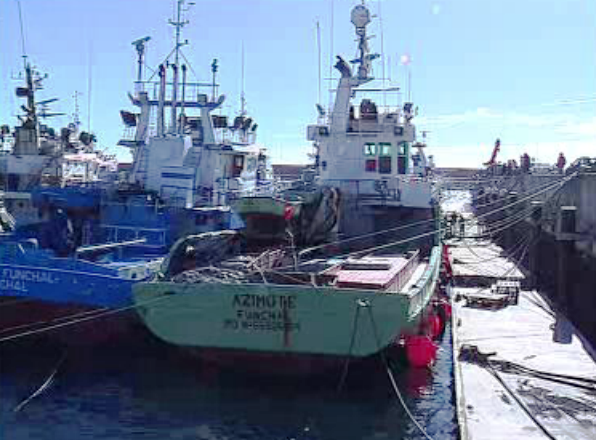 Obras no porto do Caniçal