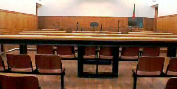 Reabertura dos Tribunais