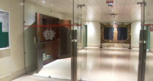 Julgamento de burla no Facebook