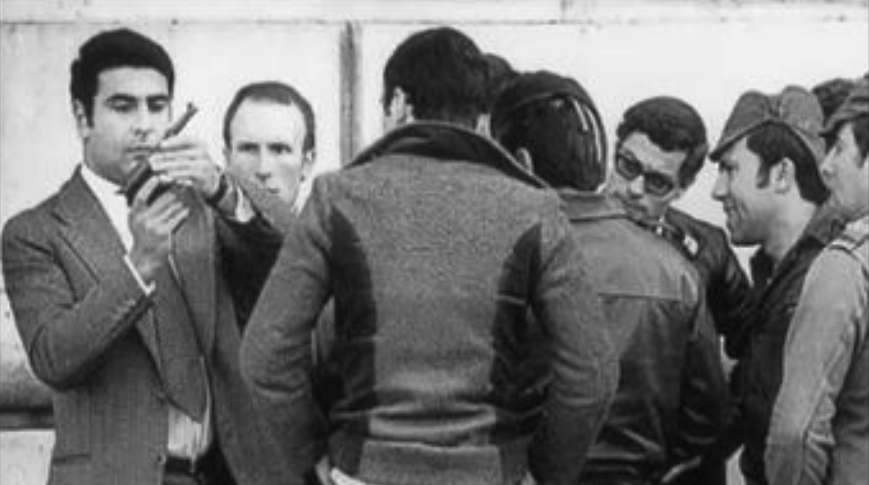 O Único Civil no 25 de Abril