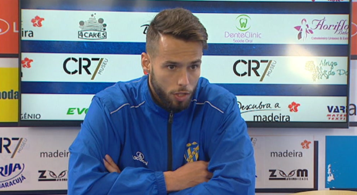 Futebol: treino do União da Madeira