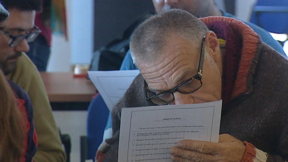 Falta de livros em Braille