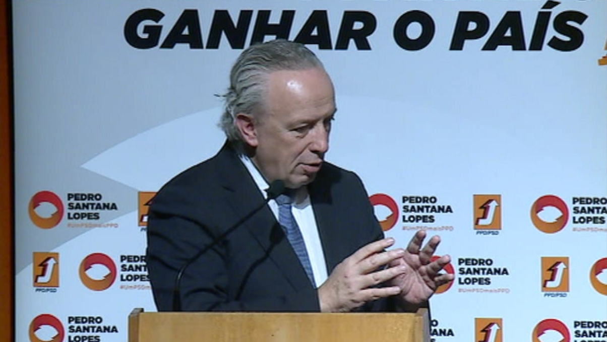 Santana Lopes candidato à liderança do PSD