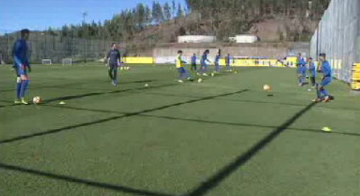 Futebol: treino do União da Madeira