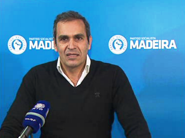 Conferência de imprensa de Carlos Pereira