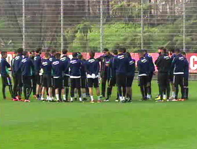 Futebol: treino do Nacional