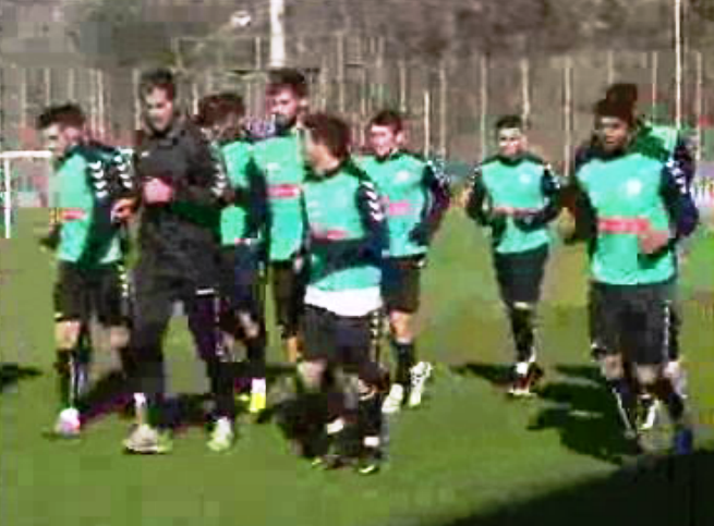 Futebol: treino do Nacional