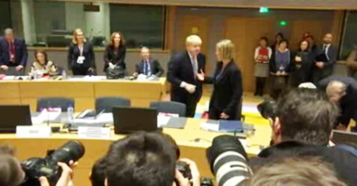 Reações da UE às críticas de Donald Trump