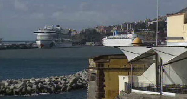Danos no Estádio do Carmo