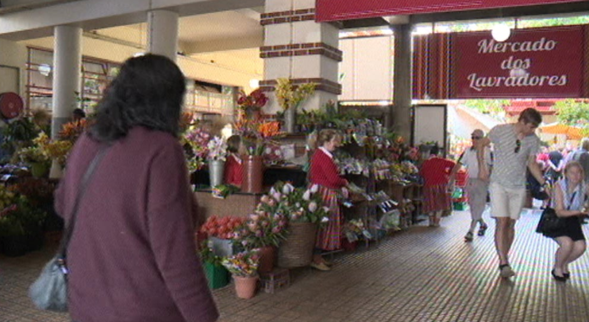 Fiscalização no mercado dos Lavradores