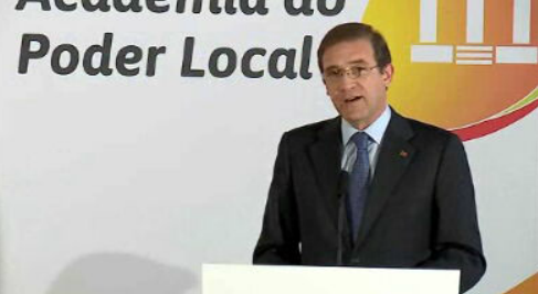 Passos Coelho acusa o Governo