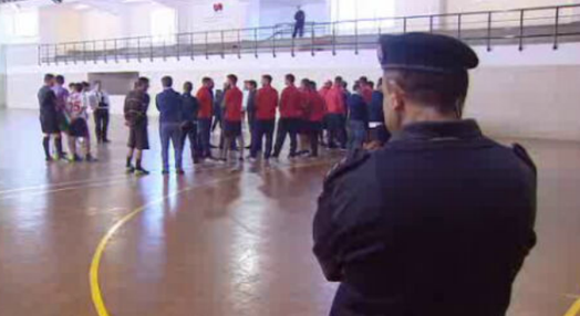 Jogadores do Marítimo visitam prisão do Funchal