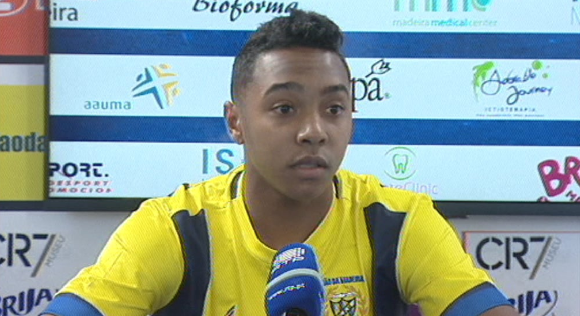 Futebol: treino do União da Madeira