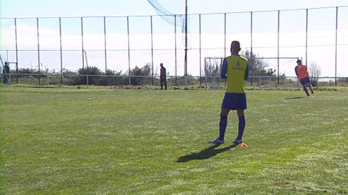 Futebol: treino do União da Madeira