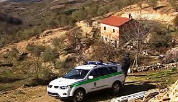 Está Alguém em Casa?