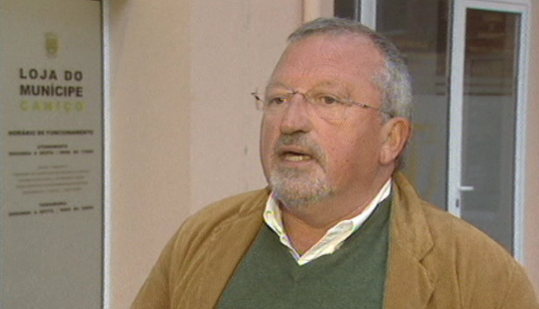 Reunião da autarquia de Santa Cruz