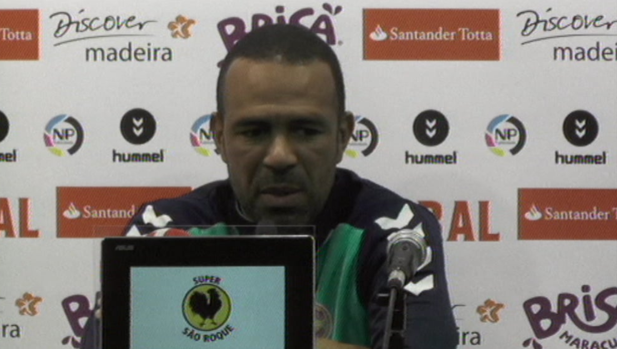 Futebol: treino do Nacional