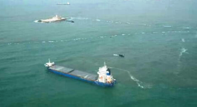 Navio encalhado no Bugio