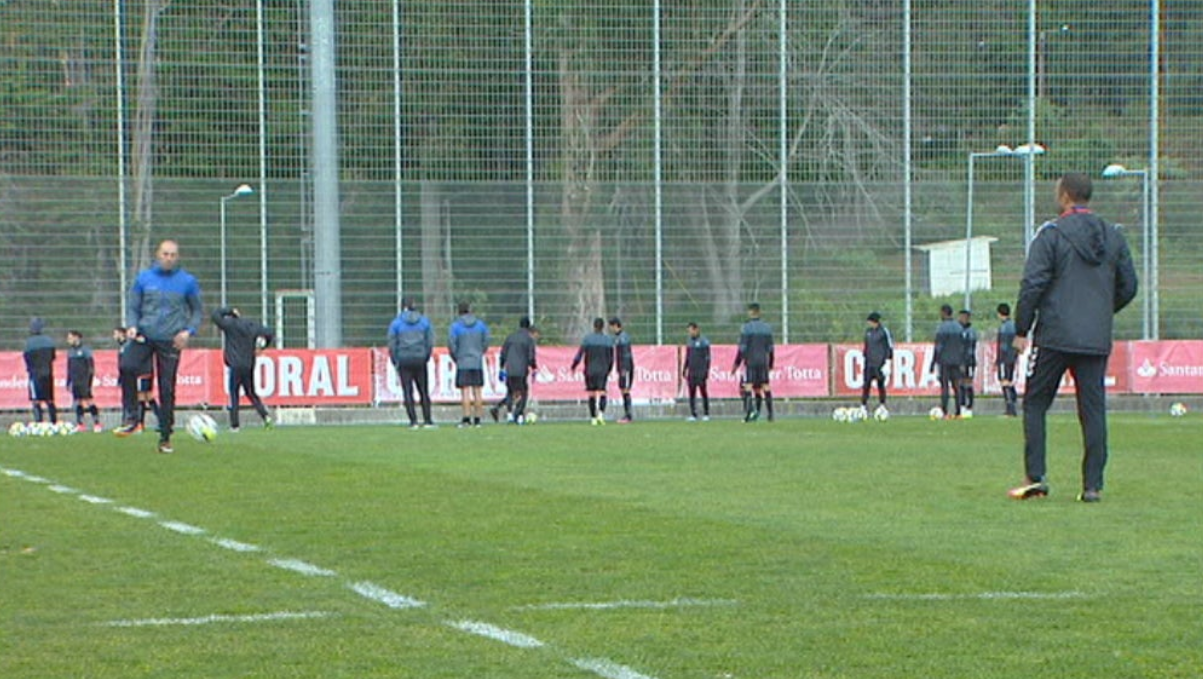Futebol: treino da equipa do Clube Desportivo Nacional