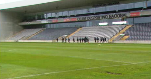 Futebol: treino do Nacional