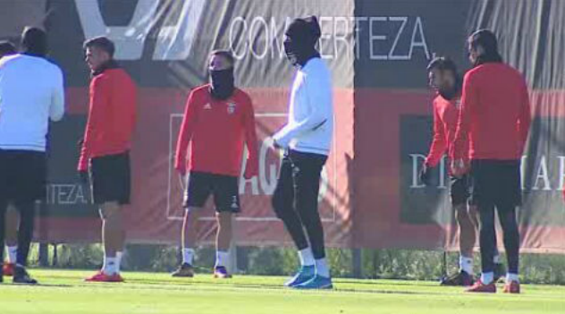 Futebol: Treino do Benfica