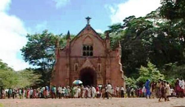 Em Nome de Deus – Parte I