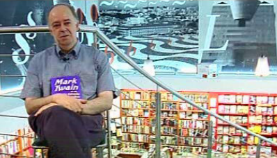 Nº 44 um Estranho Misterioso