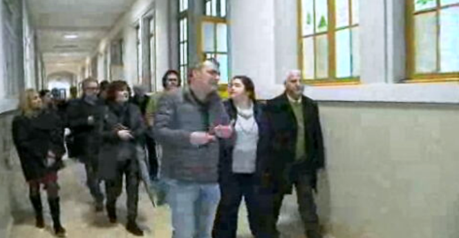 Escola Alexandre Herculano encerrada