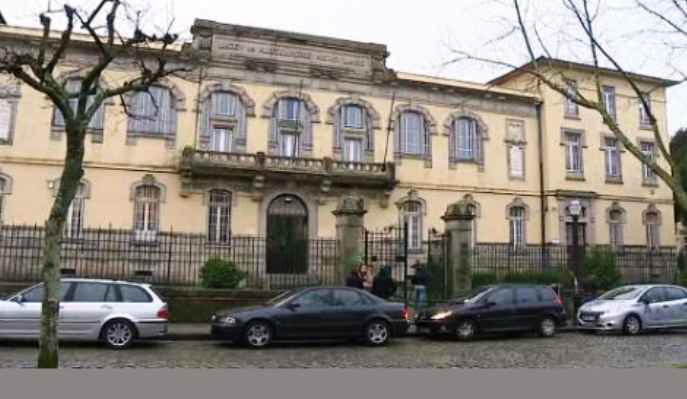 Reabertura da escola Alexandre Herculano