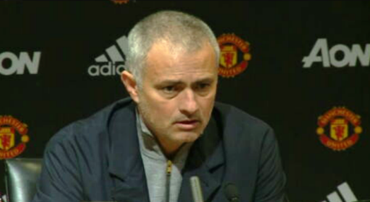 Futebol: conferência de imprensa de José Mourinho