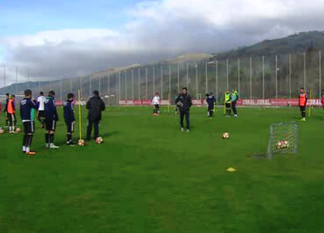 Futebol: treino do Nacional
