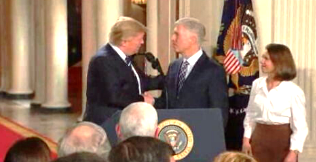 Donald Trump nomeia Juiz