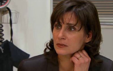 Vila Faia – Episódio 111