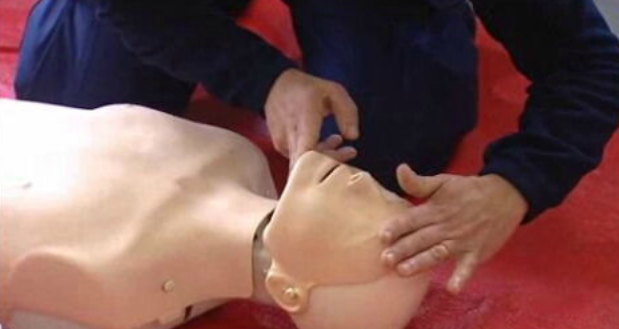 Formação em suporte básico de vida