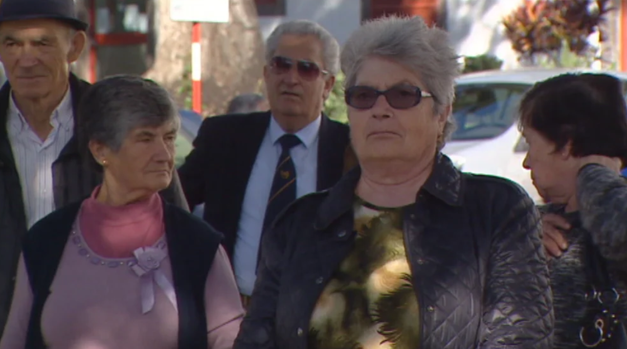 JPP defende ajuda a emigrantes