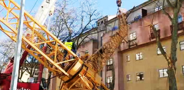 Queda de grua na Guarda