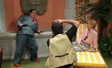 Nós os Ricos – Episódio 2, Parte II