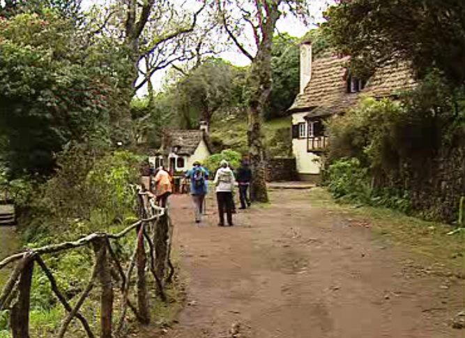 Estacionamento no Parque Florestal das Queimadas